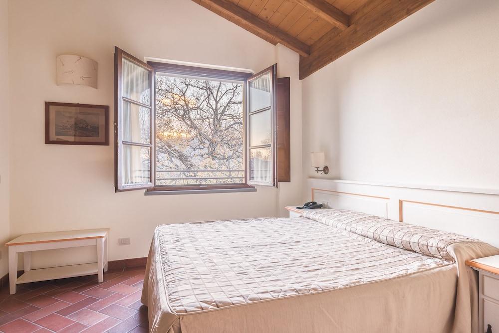 Antico Casale Guest House Sarzana Luaran gambar