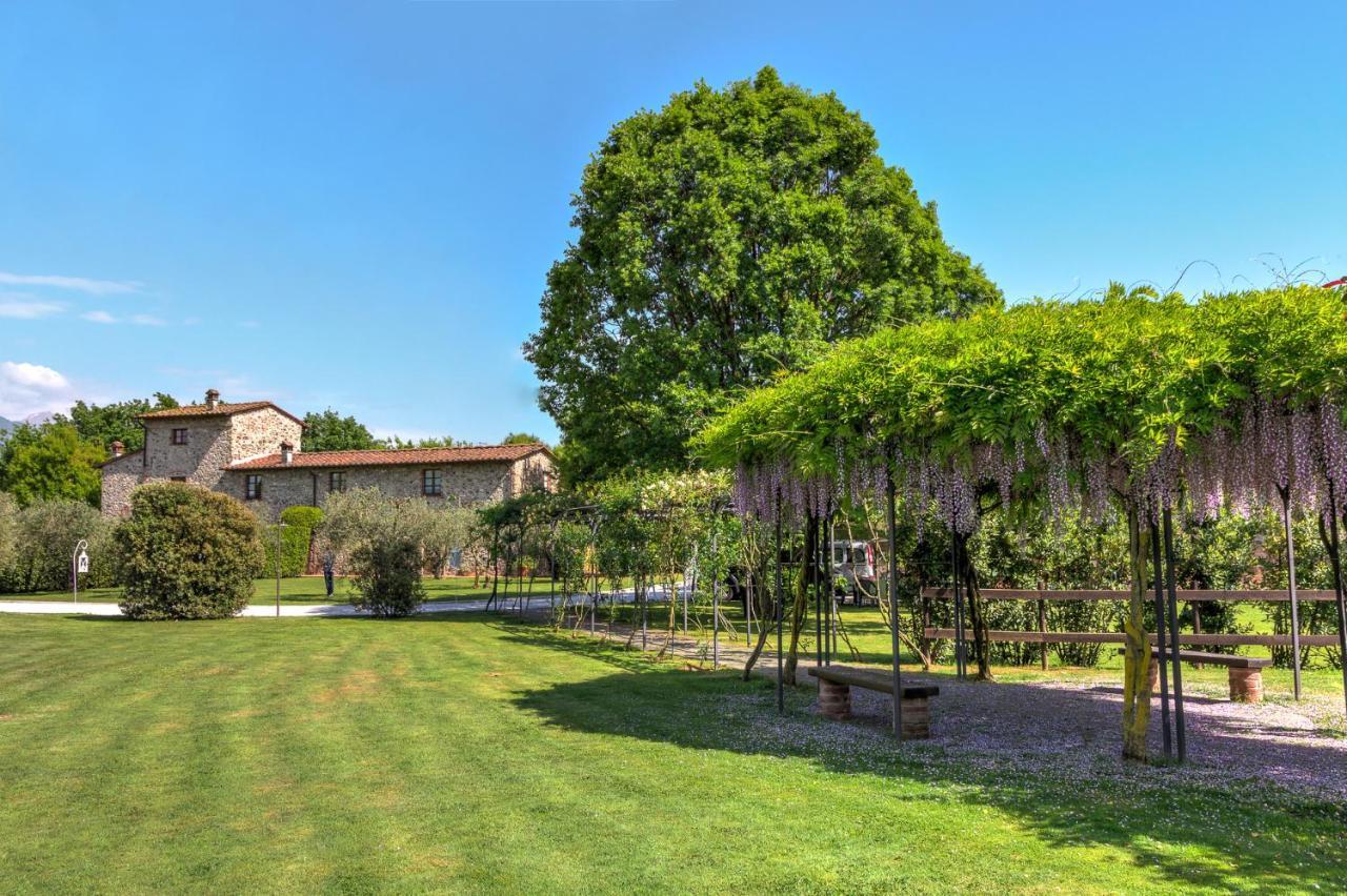 Antico Casale Guest House Sarzana Luaran gambar