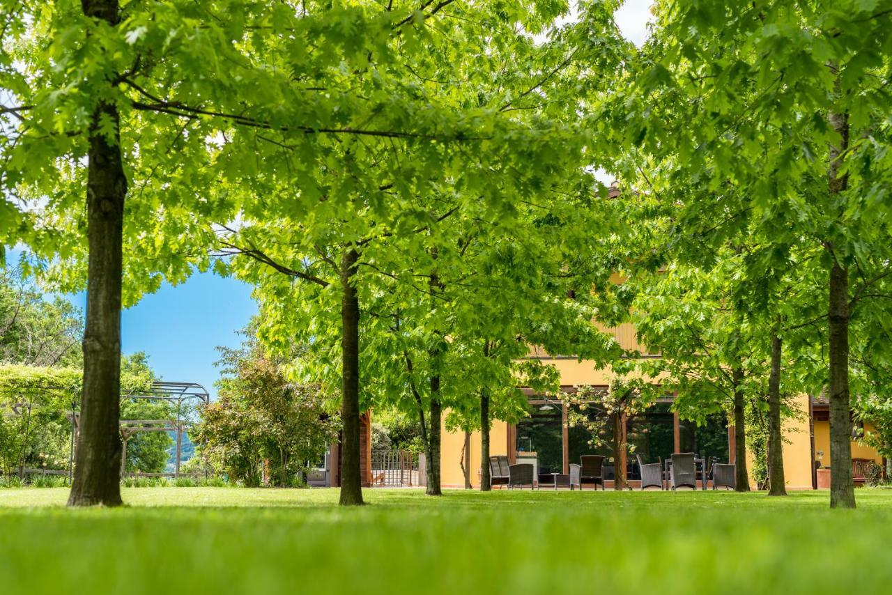 Antico Casale Guest House Sarzana Luaran gambar