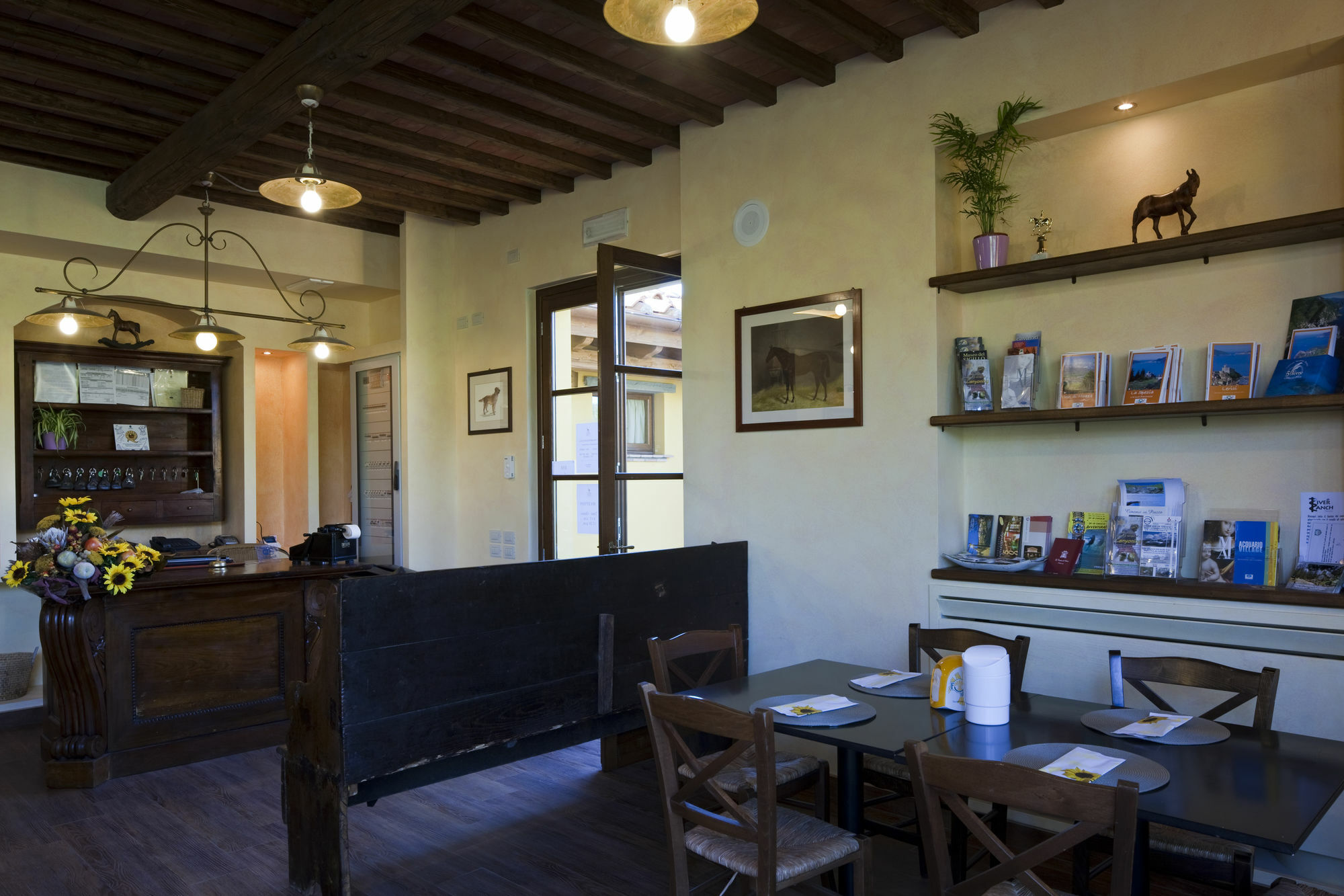 Antico Casale Guest House Sarzana Luaran gambar